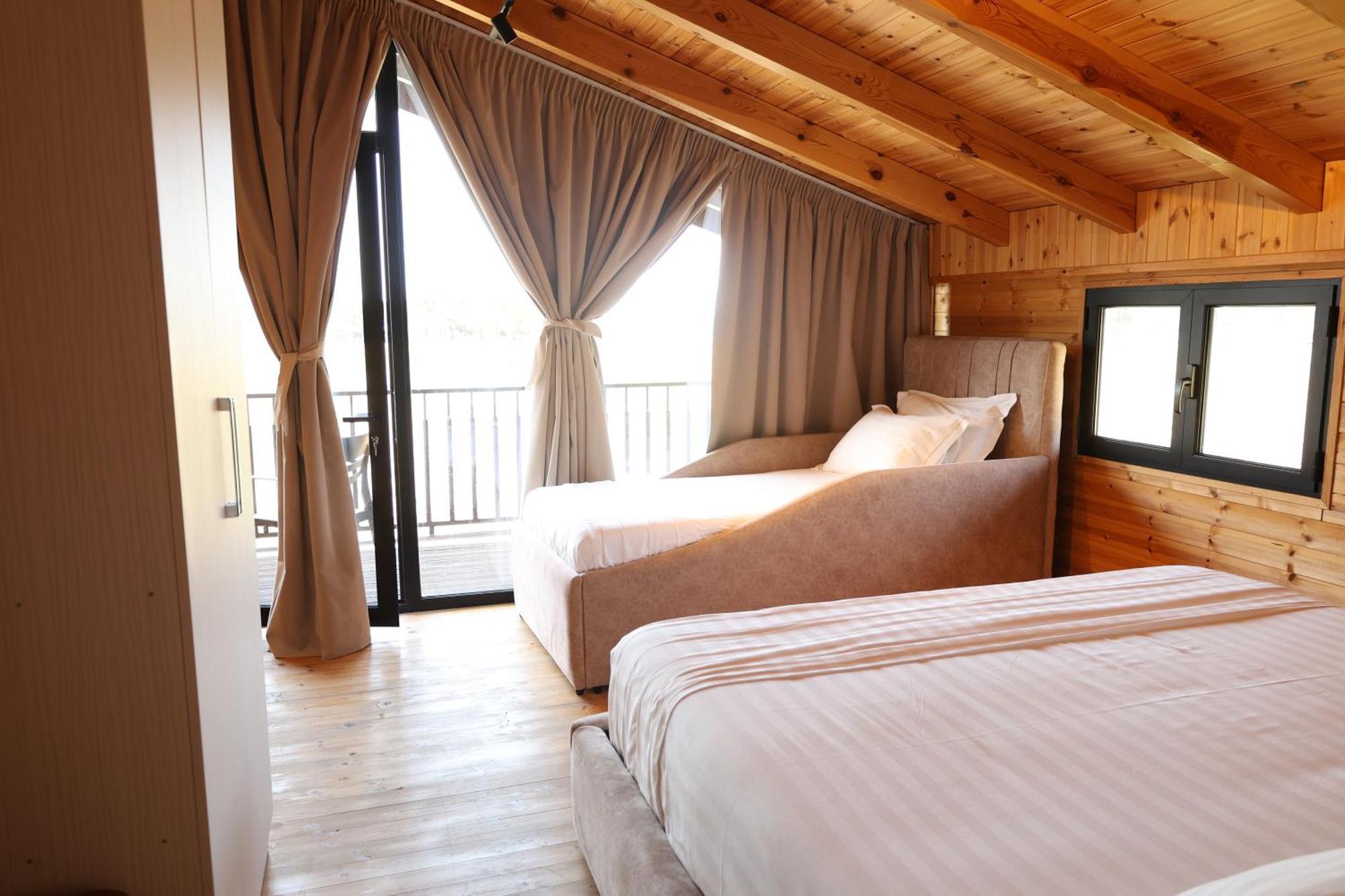 Posh Villa 1 Kavaja Kültér fotó